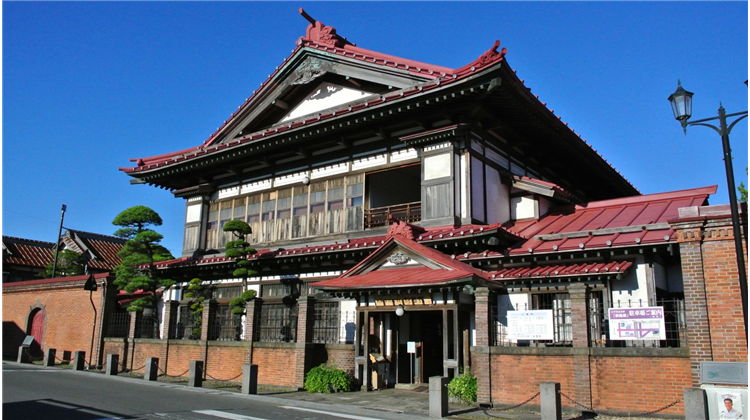 太宰治記念館「斜陽館」